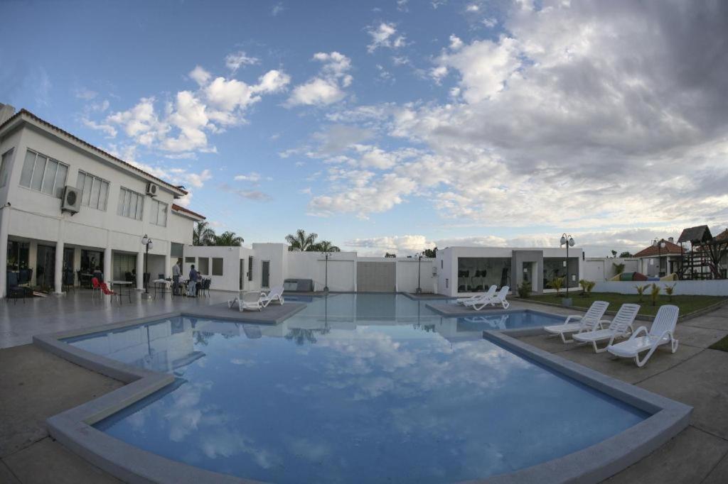 Terranova Suites Santa Cruz de La Sierra Exteriér fotografie